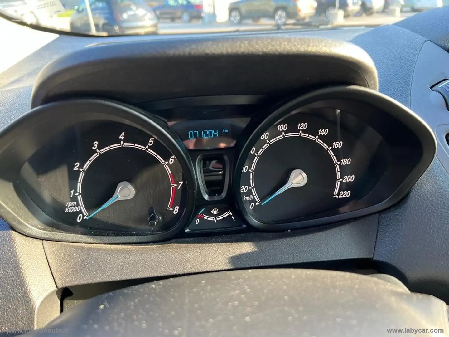 Tourneo Courier 1.0 EcoBoost 100 CV CON GANCIO TRAINO - immagine 10