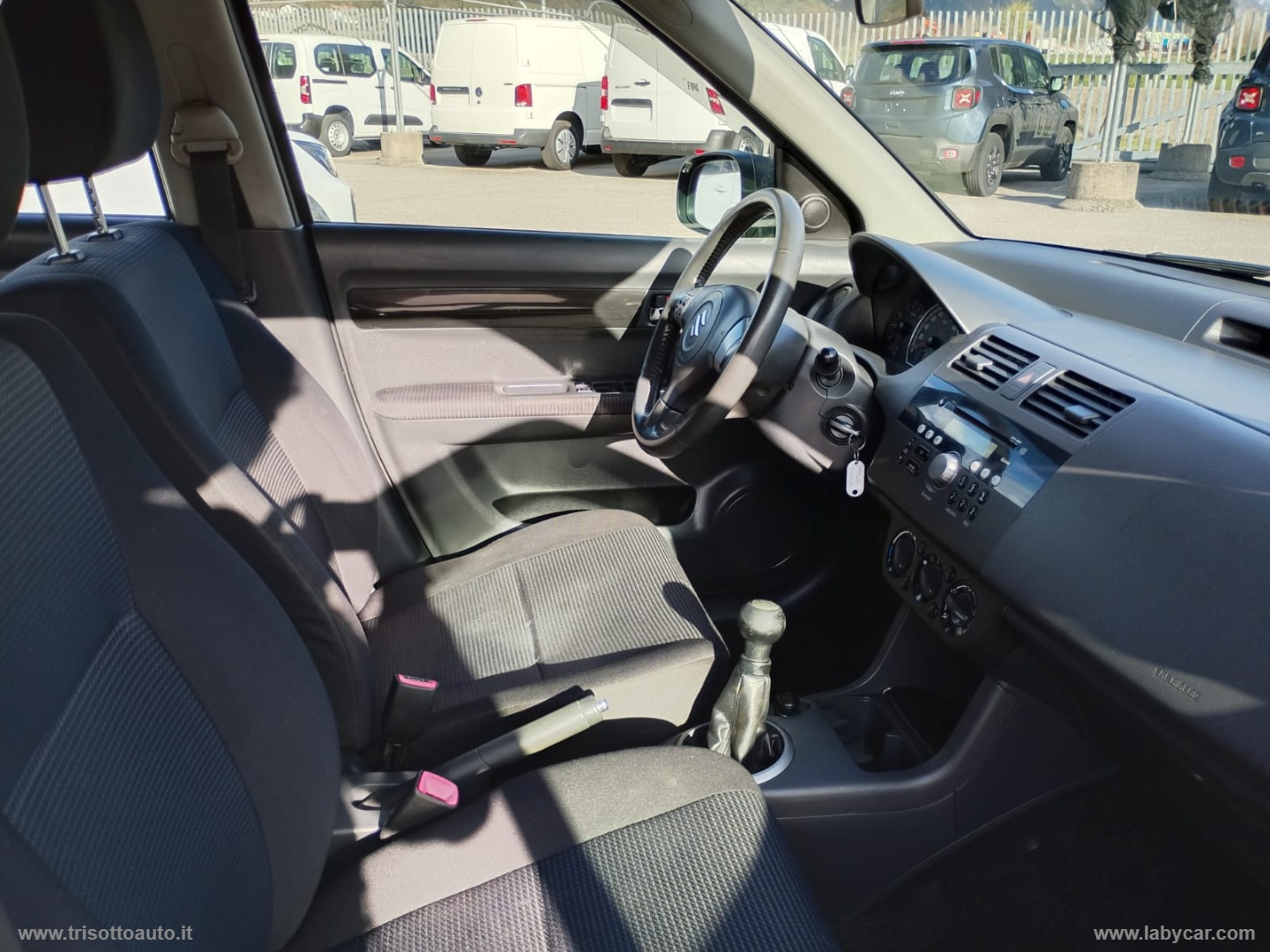 Swift 1.3 92CV BZ 4X4 - immagine 10