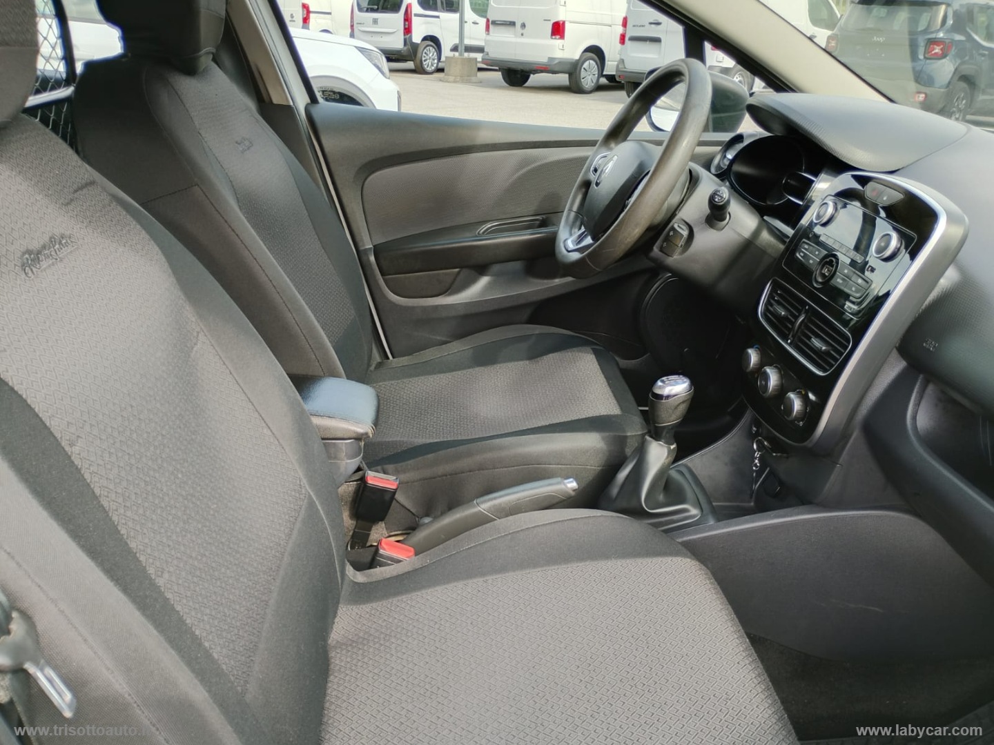 Clio 1.5 dCi 8V 90CV S&S 5p. Van - immagine 10