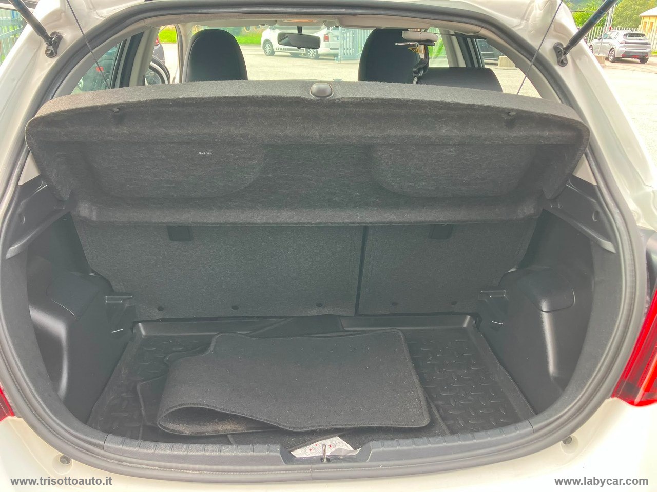 Yaris 1.0 5p. Active - immagine 10