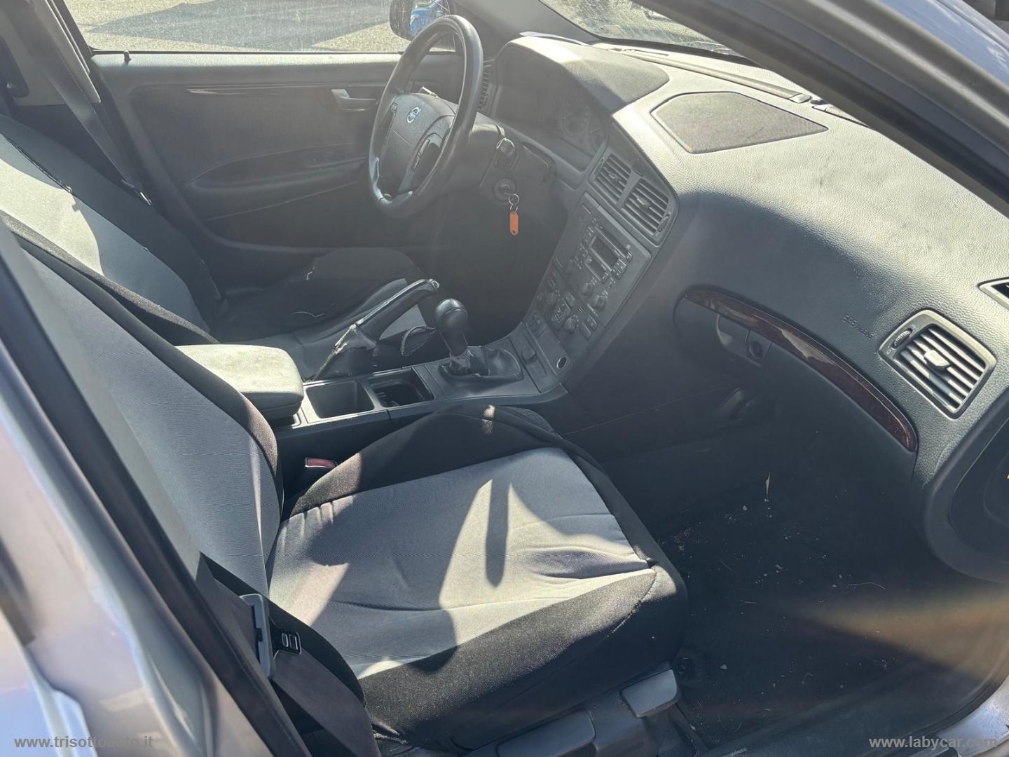 V70 2.4 D5 20V 163CV - immagine 10