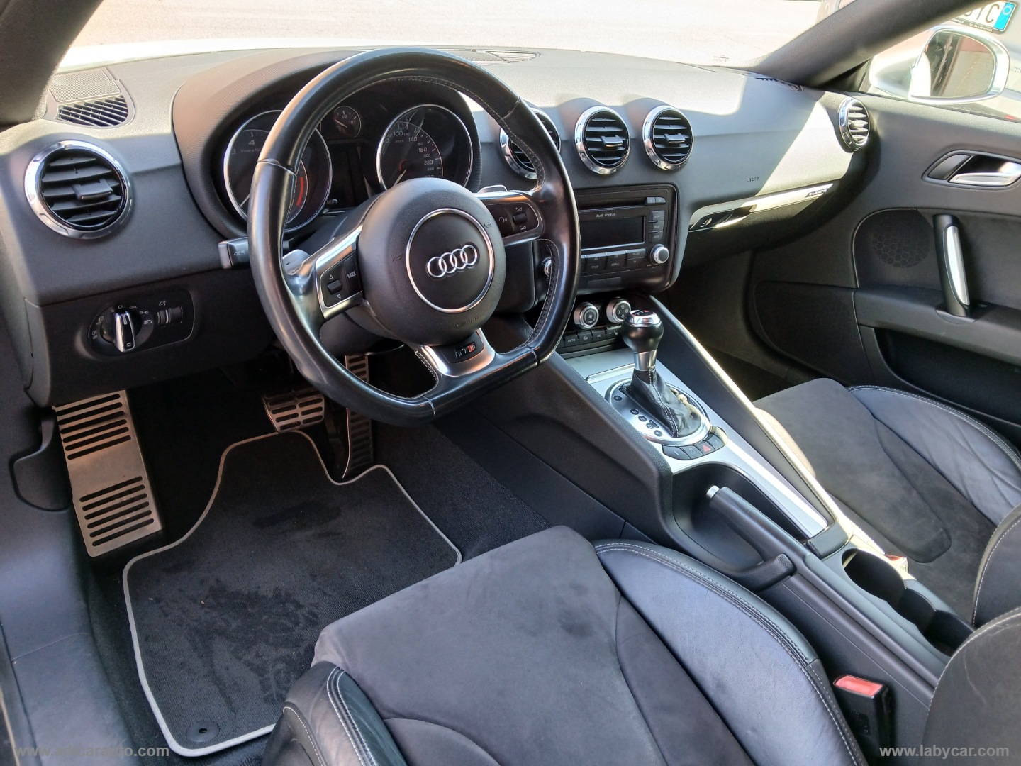 TTS Coupé 2.0 272 CV TFSI quattro S tronic - immagine 10