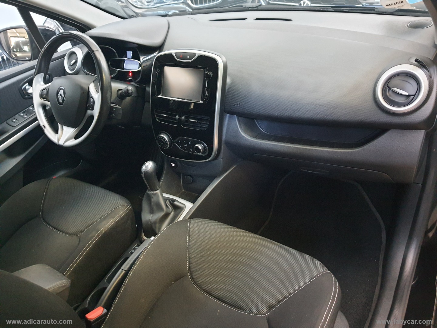 Clio 1.2 75 CV 5p. Duel - immagine 10