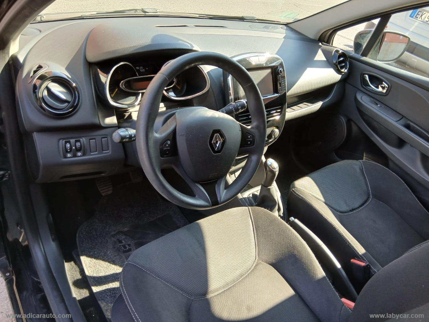 Clio 1.5 dCi 8V 75 CV 5p. Live - immagine 10