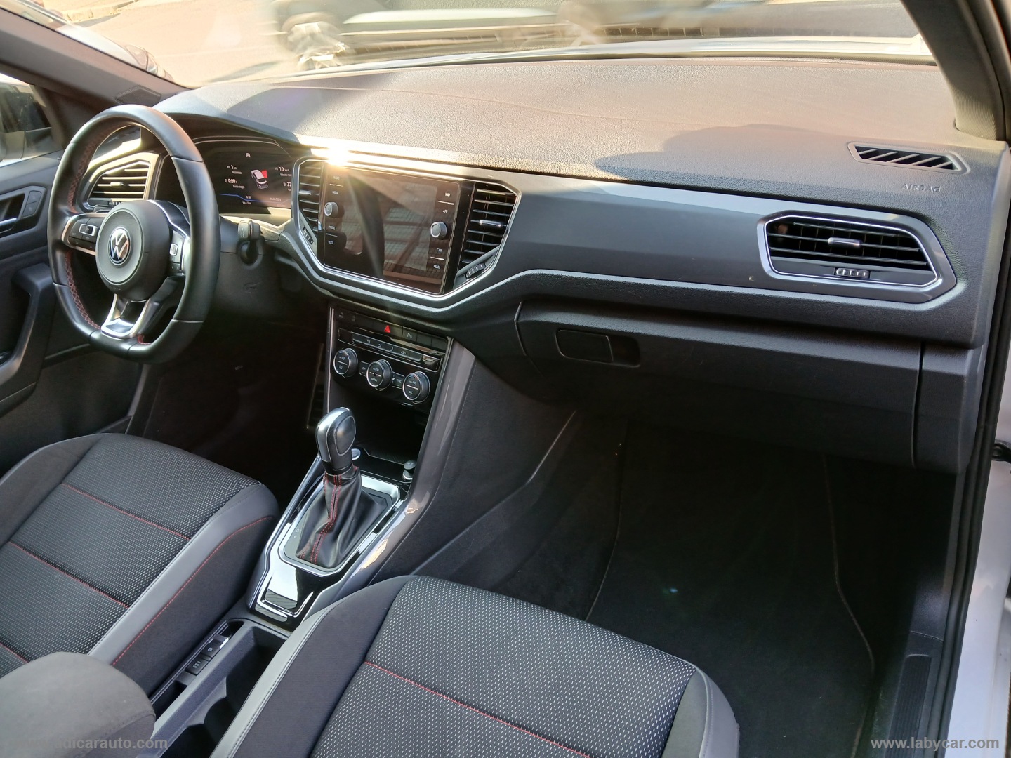 T-Roc 1.5 TSI ACT DSG R-Line - immagine 10
