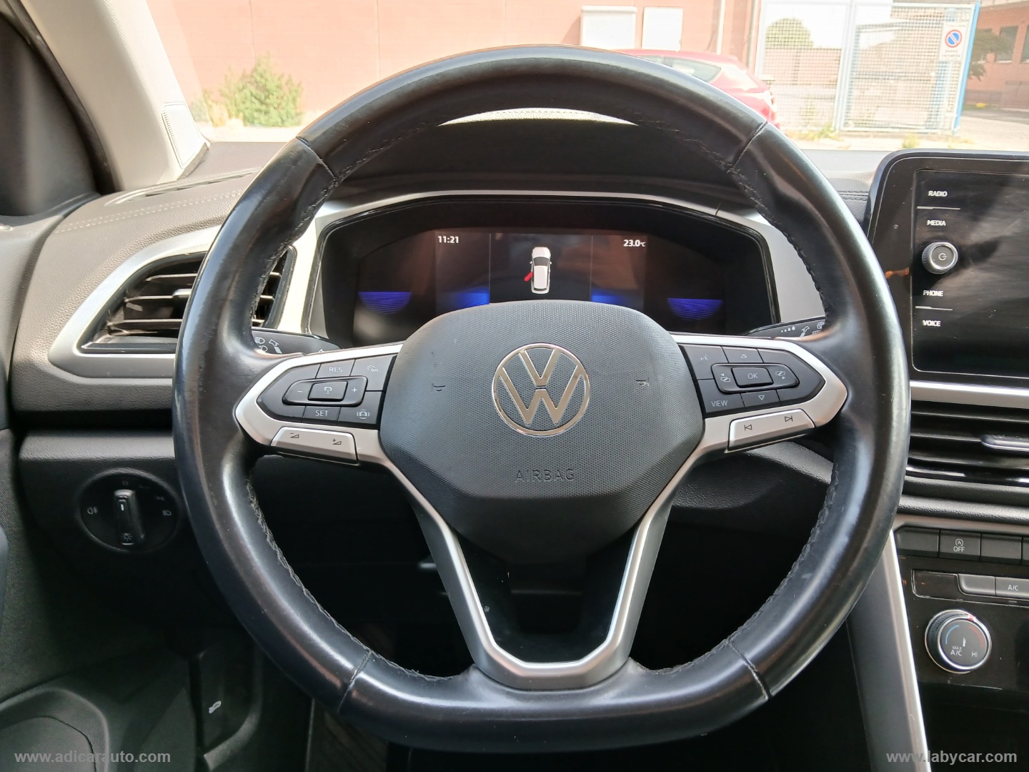 T-Roc 2.0 TDI SCR Life - immagine 10