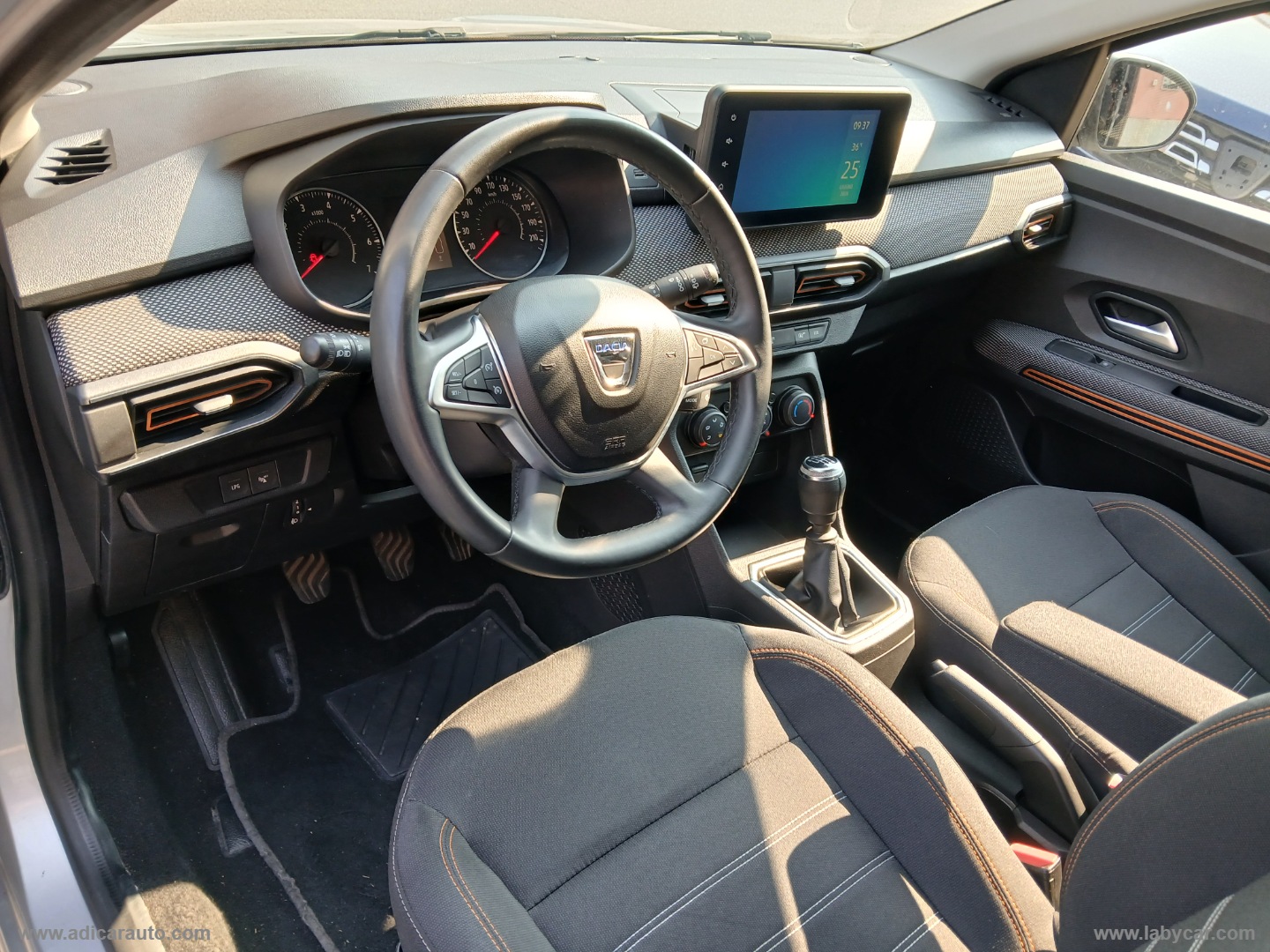 Sandero Stepway 1.0 TCe ECO-G Comfort - immagine 10
