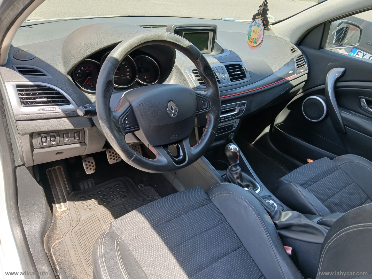 Mégane Coupé 1.5 dCi 110 CV S&S GT Line - immagine 10