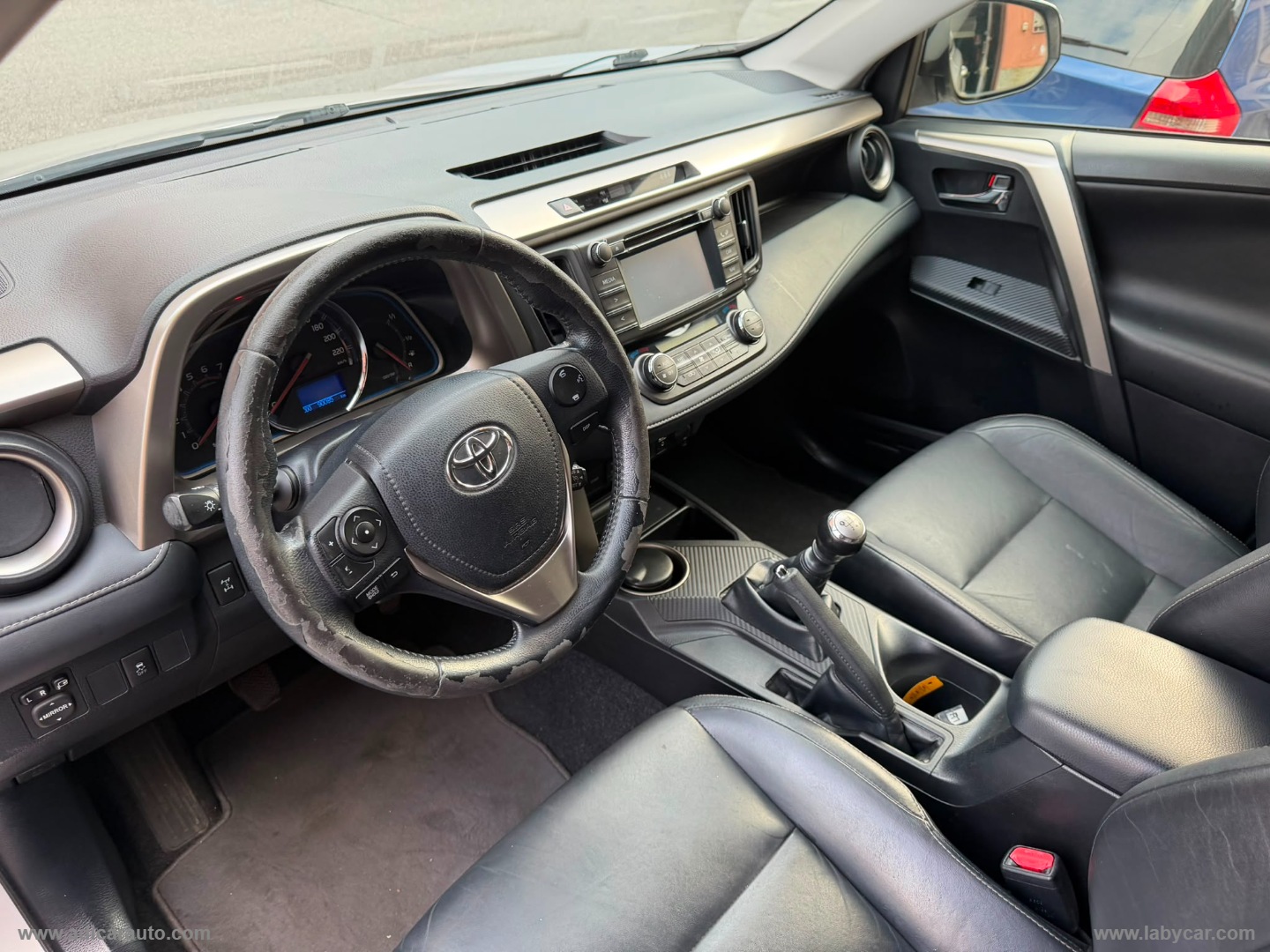 RAV4 2.0 D-4D 4WD - immagine 10