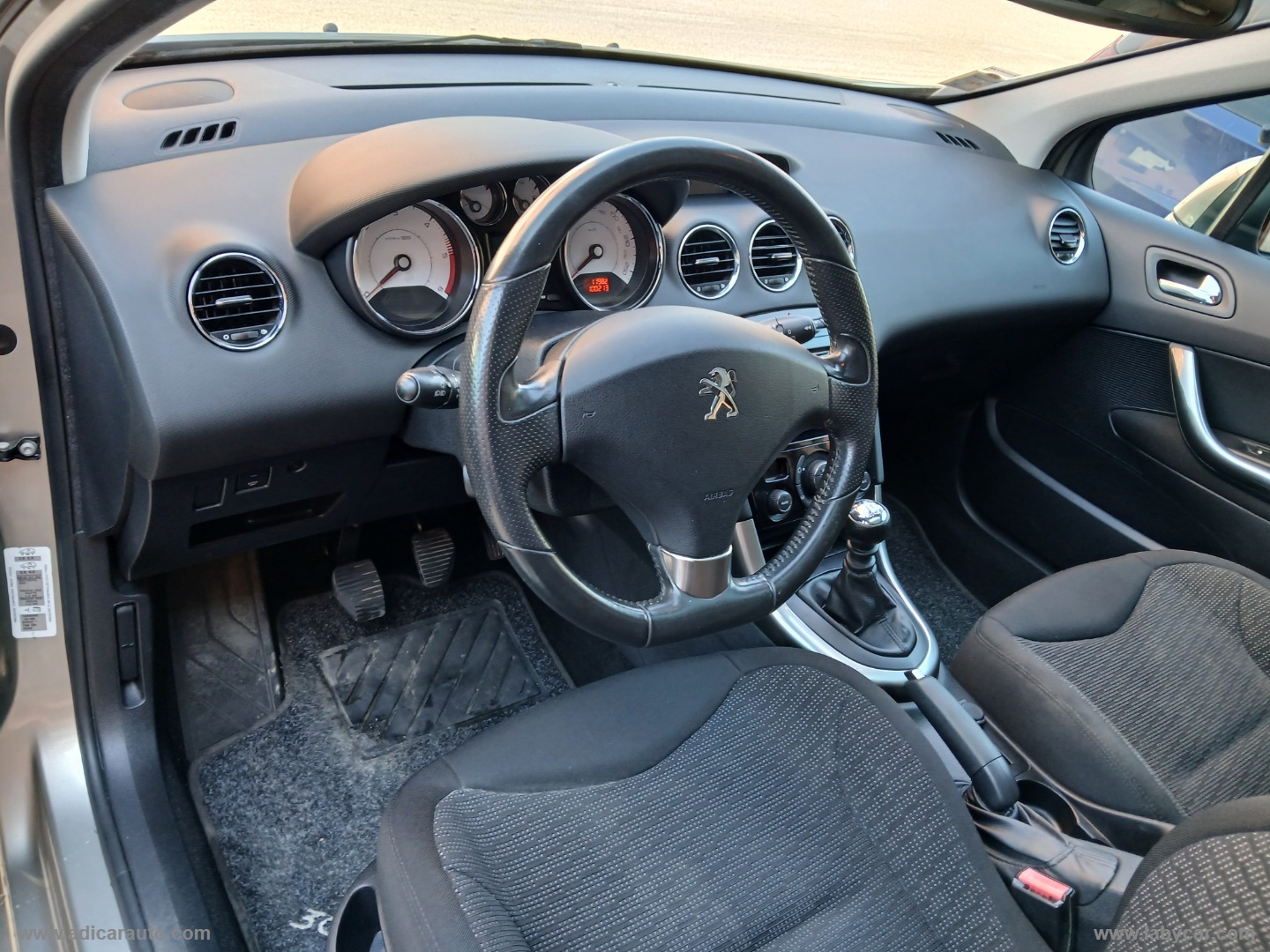 308 1.6 8V e-HDi 112 CV S&S 5p. Allure - immagine 10