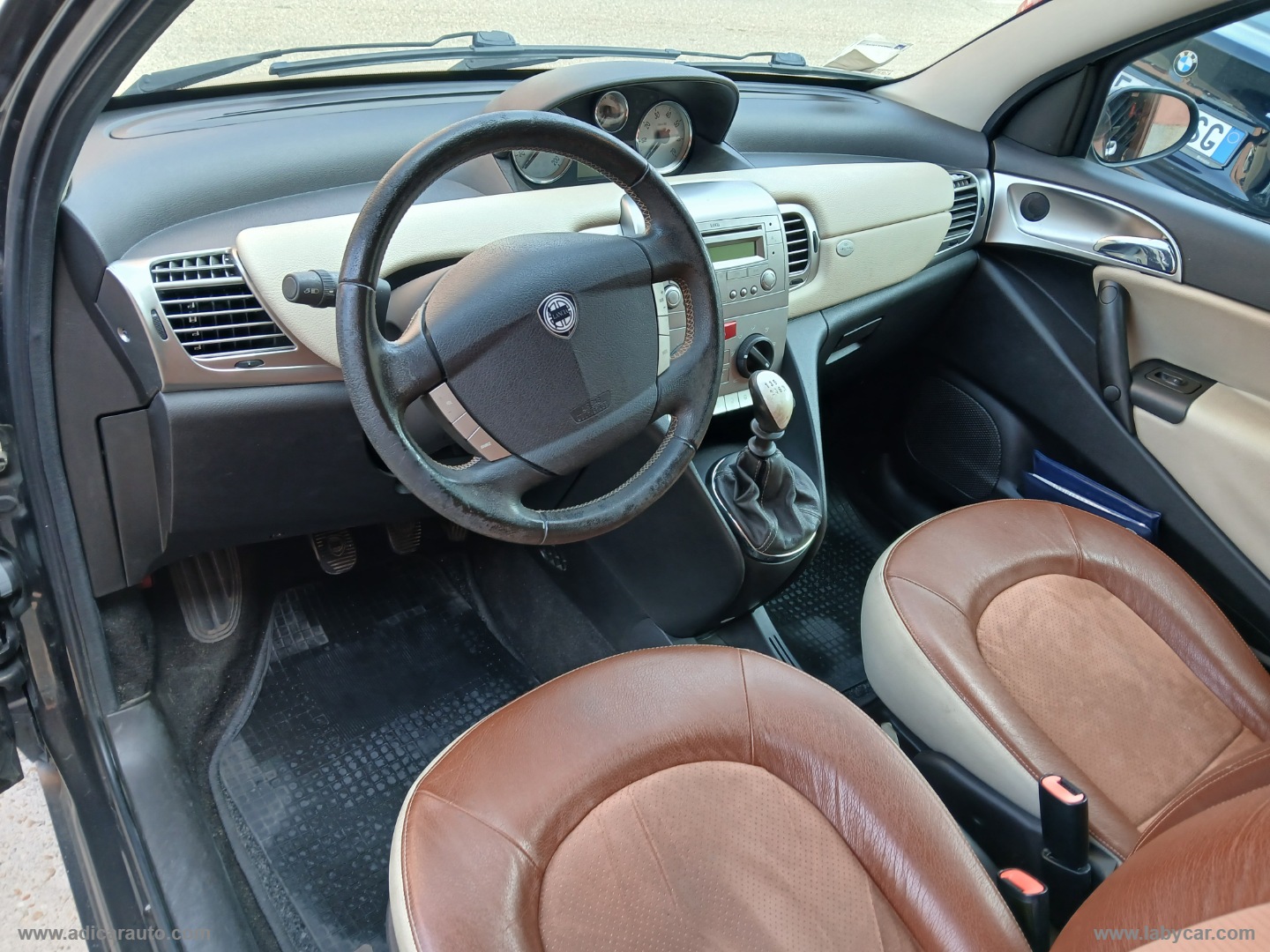 Ypsilon 1.4 16V 95 CV - immagine 10