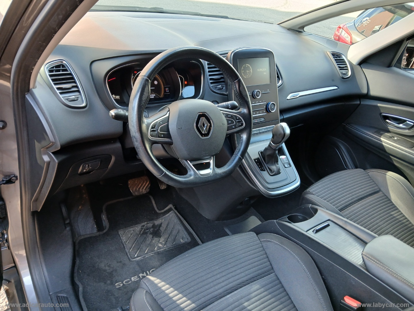 Scénic dCi 8V 110 CV EDC Energy Zen - immagine 10