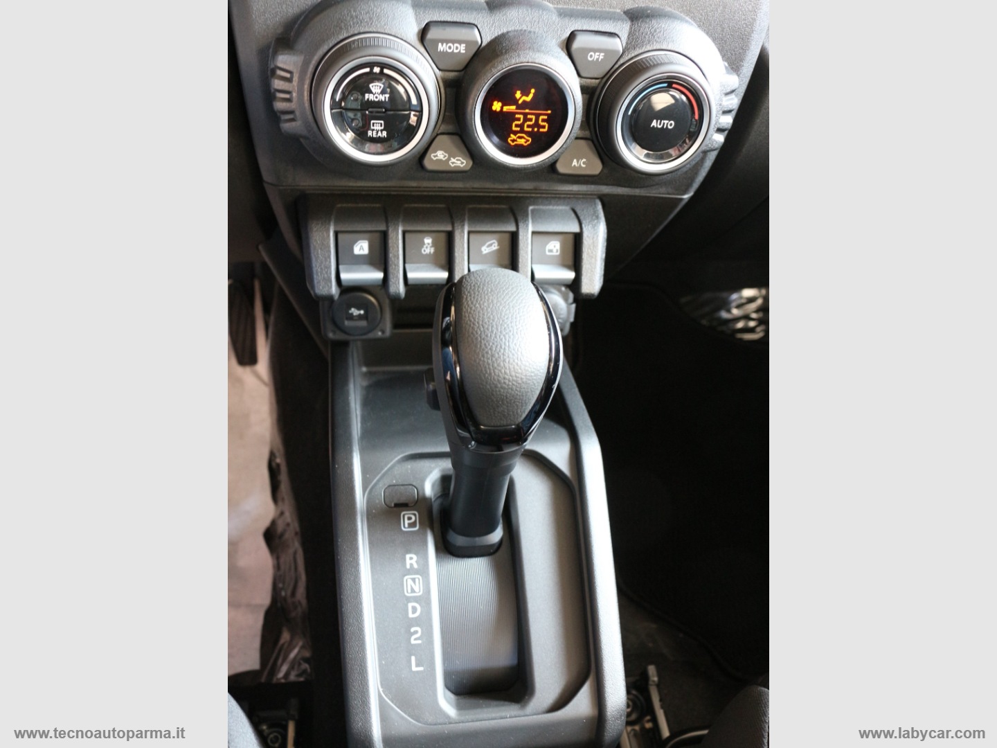 Jimny 1.5 4AT Top - immagine 10