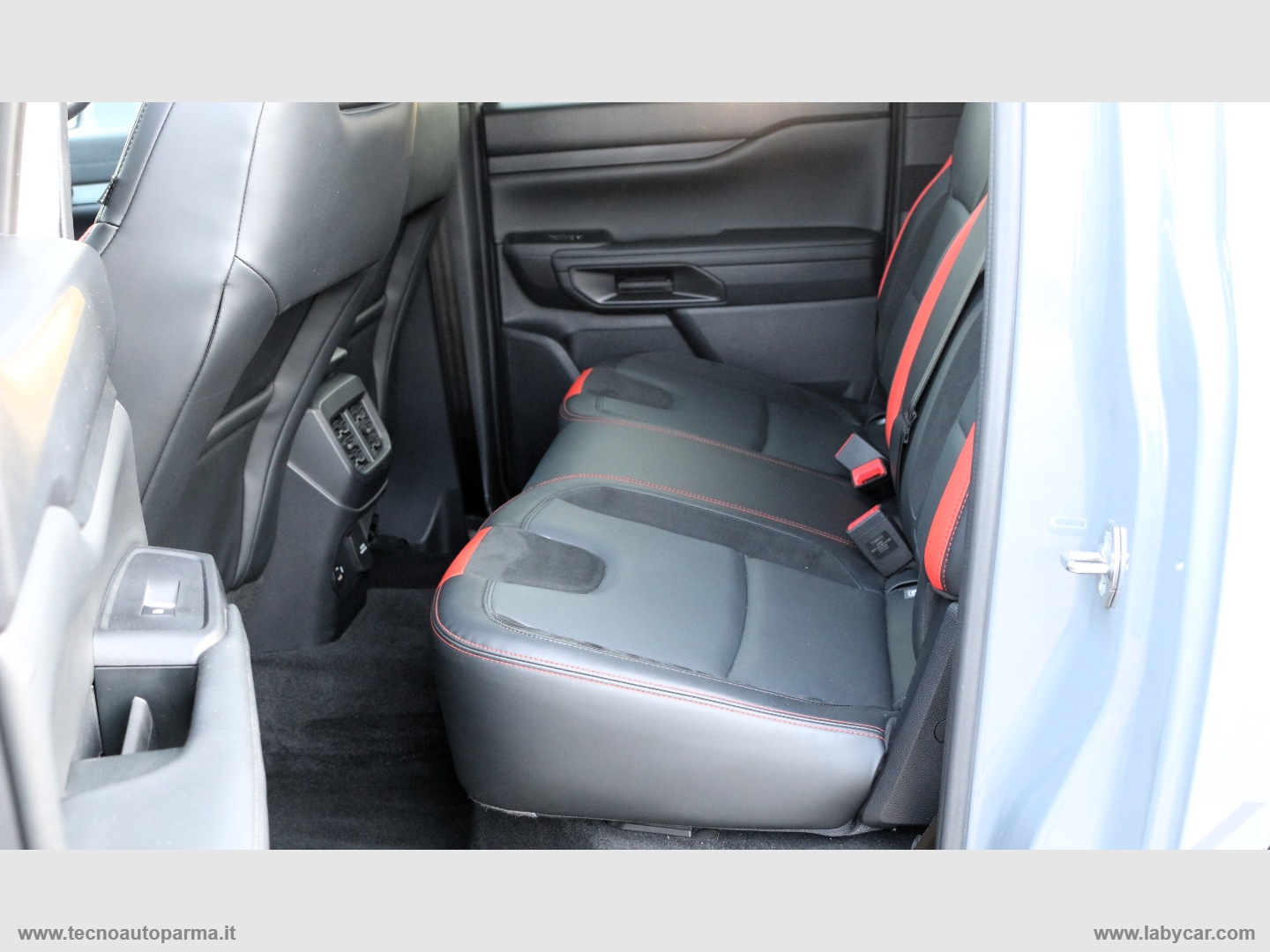 Ranger Raptor 3.0 Ecoboost V6 4WD DC 5p - immagine 10