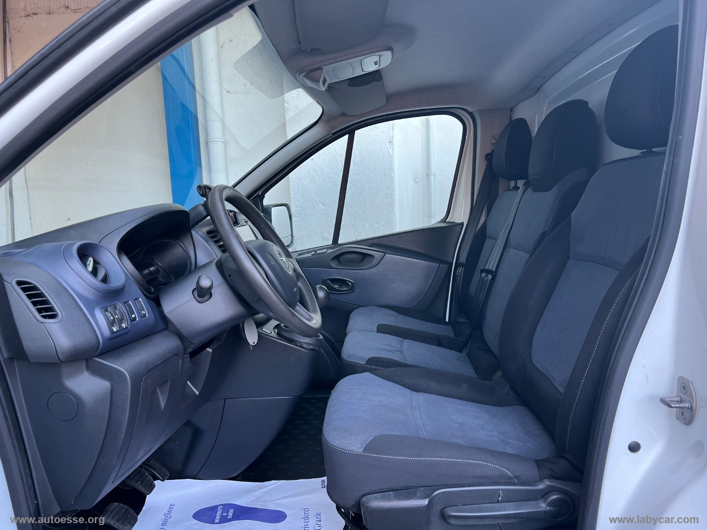Vivaro 29 1.6 BiT. Ed. PASSO LUNGO - immagine 10