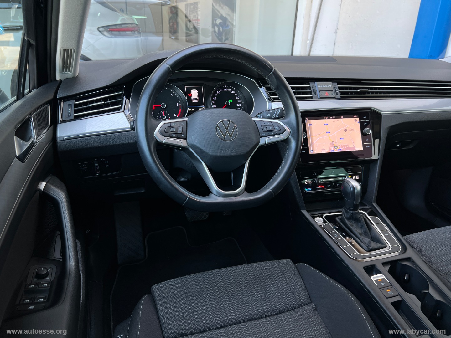 Passat Variant 2.0 TDI DSG Business BMT - immagine 10