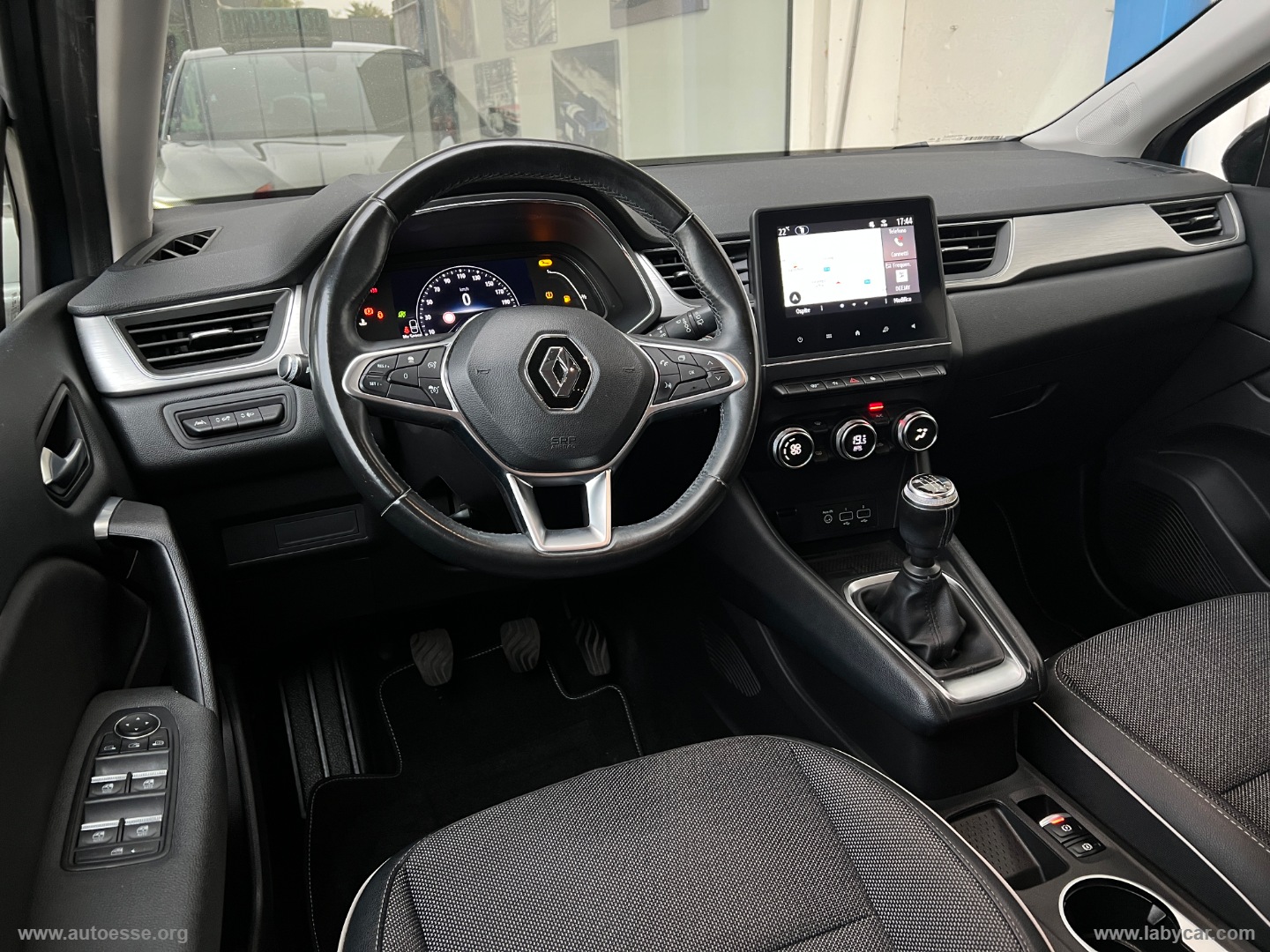 Captur TCe 140 CV Intens - immagine 10