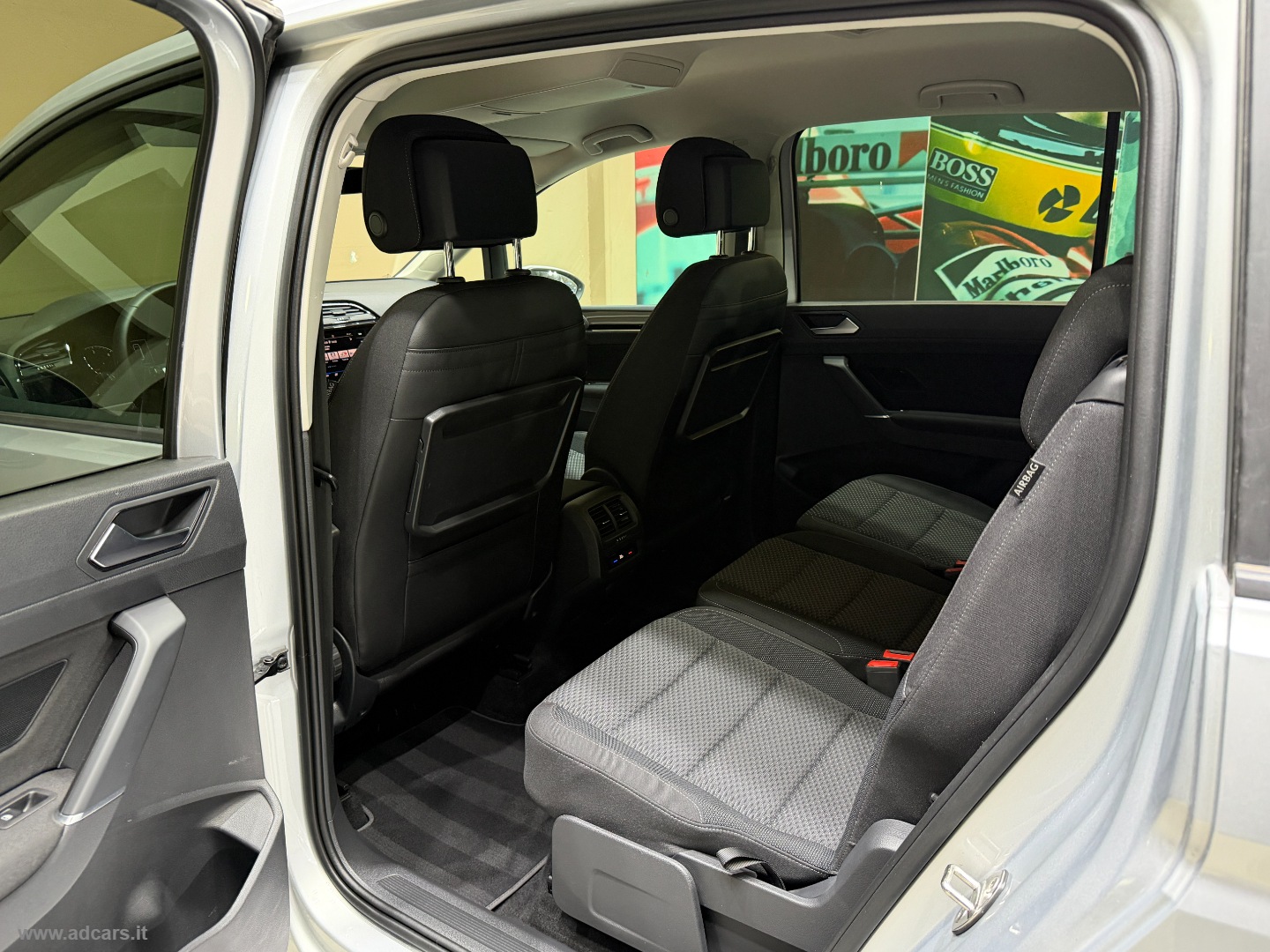 Touran 2.0 TDI 150 CV Business BMT *7 POSTI* - immagine 10