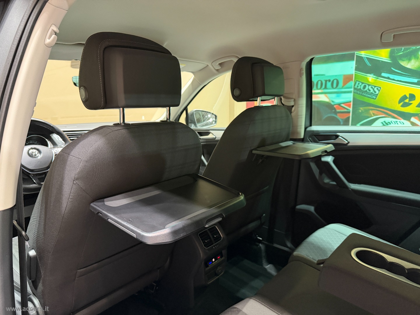 Tiguan 1.6 TDI Style BMT *BOOK SERVICE VW*1 PROPR.* - immagine 10