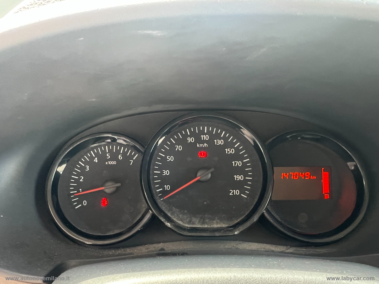 Lodgy 1.6 8V 85 CV 5 posti Lauréate BENZINA PREZZO REALE - immagine 10