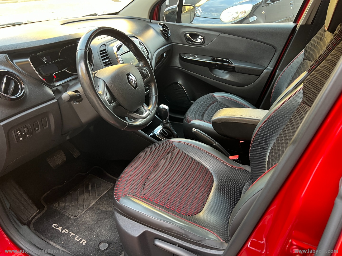 Captur TCe 120 CV EDC S&S Energy Intens FOTO REALE+ PREZZO REALE - immagine 10