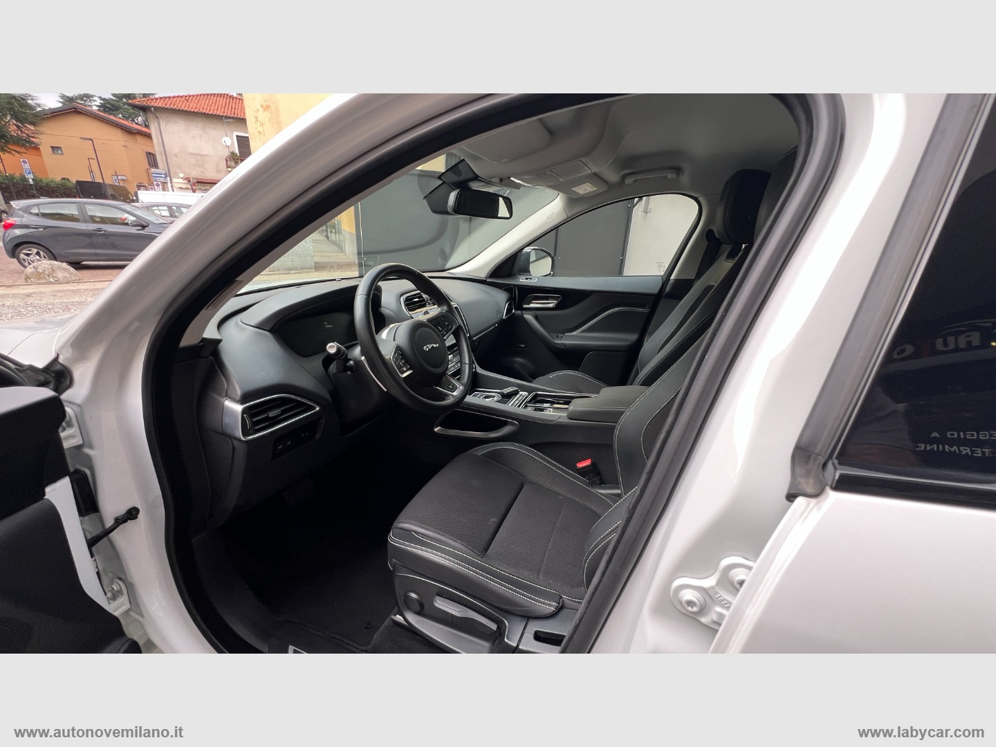 F-Pace 2.0 D 180 CV R-Sport FOTO REALE E PREZZO REALE - immagine 10