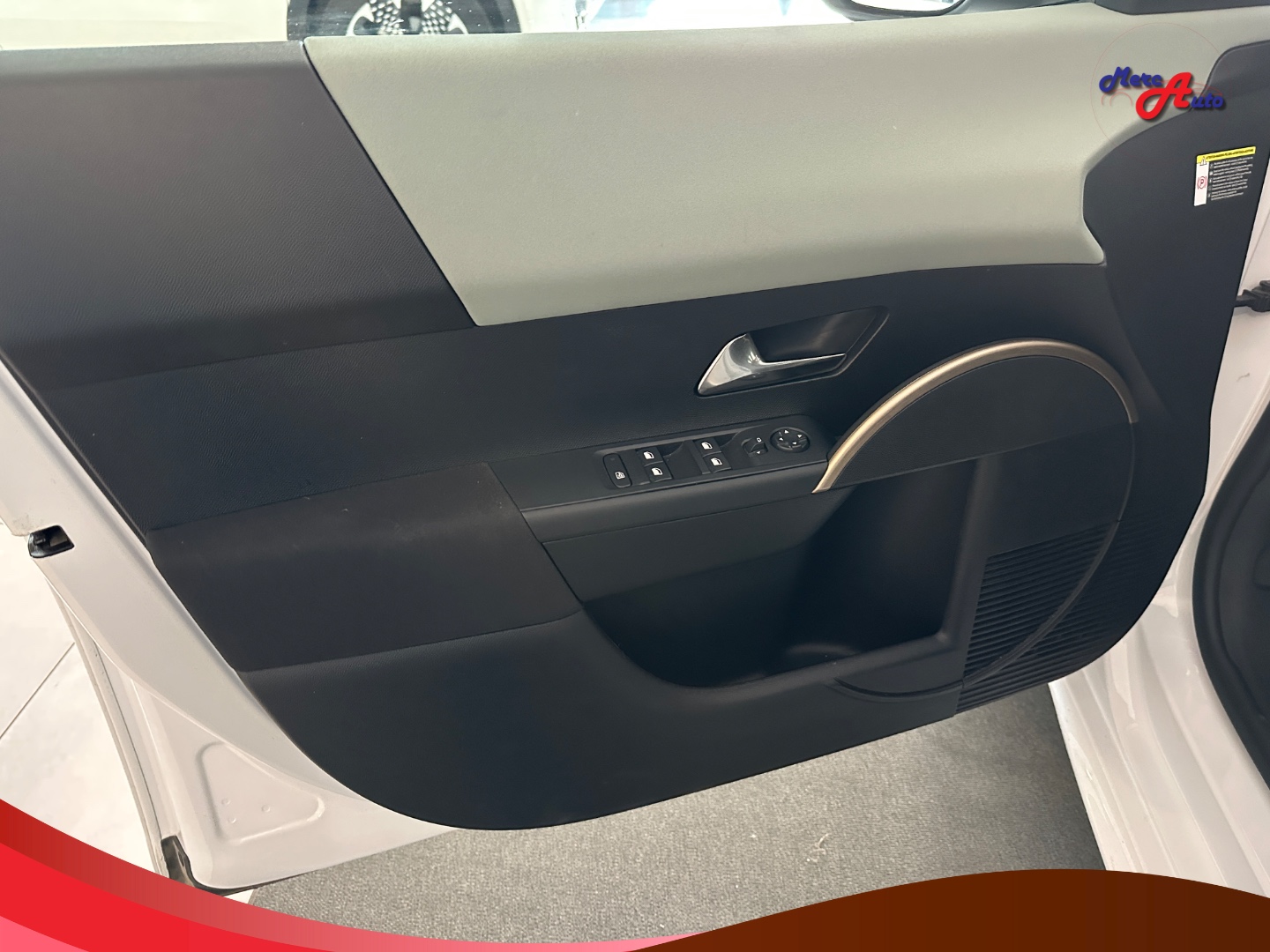 Ypsilon Hybrid e-DCT - immagine 10