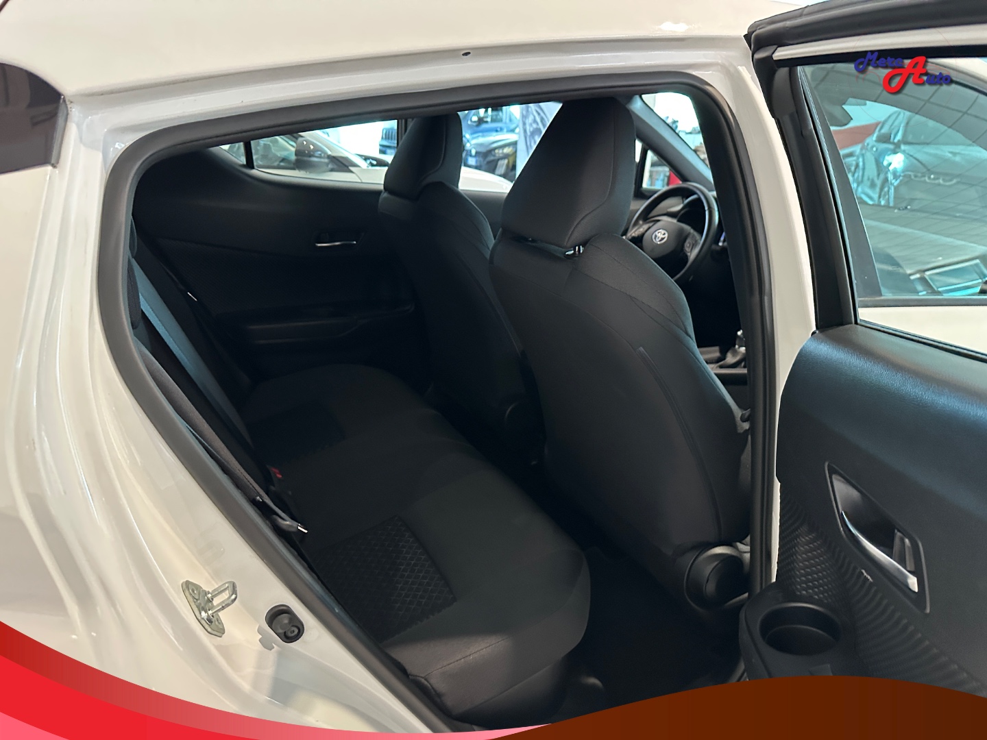 C-HR 2.0 Hybrid E-CVT Trend - immagine 10
