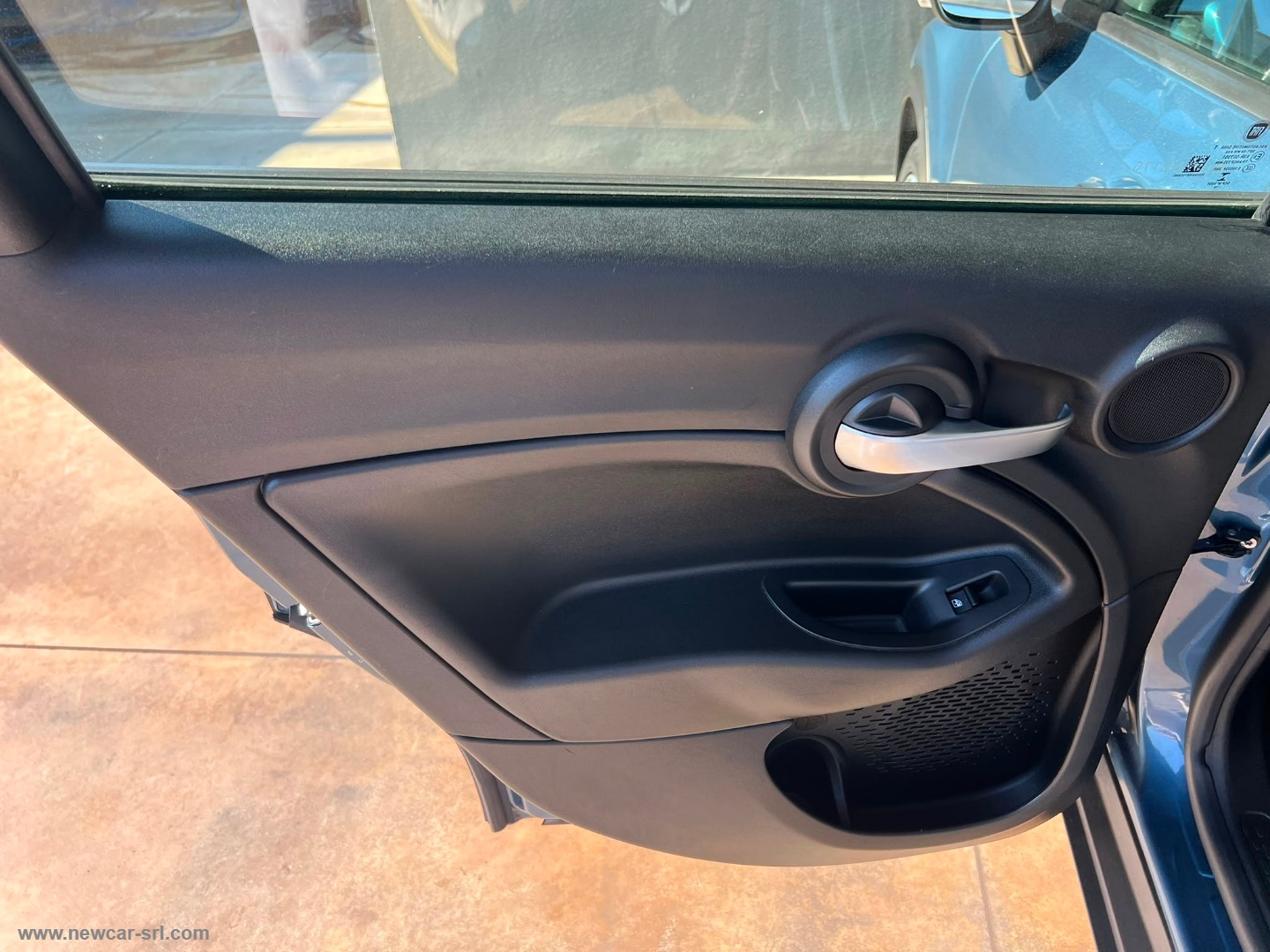 500L 1.6 MJT 120 CV City Cross - immagine 10