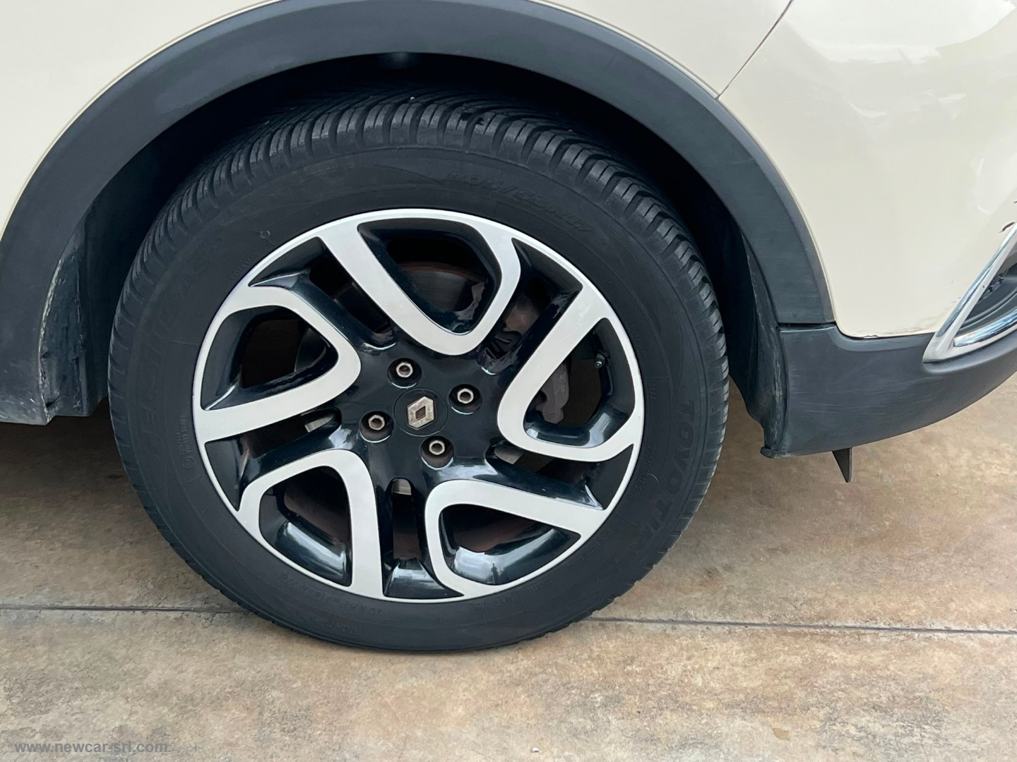 Captur 1.5 dCi 8V 90 CV S&S Live - immagine 10
