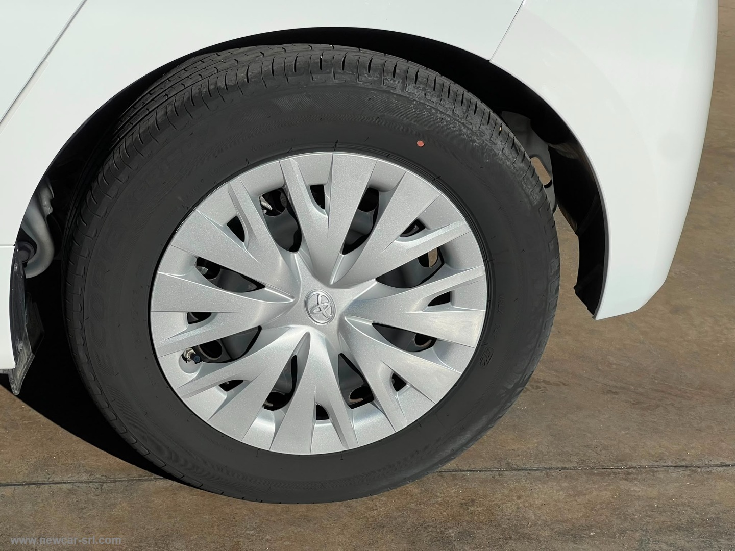 Yaris 1.5 Hybrid 5p. Business - immagine 10