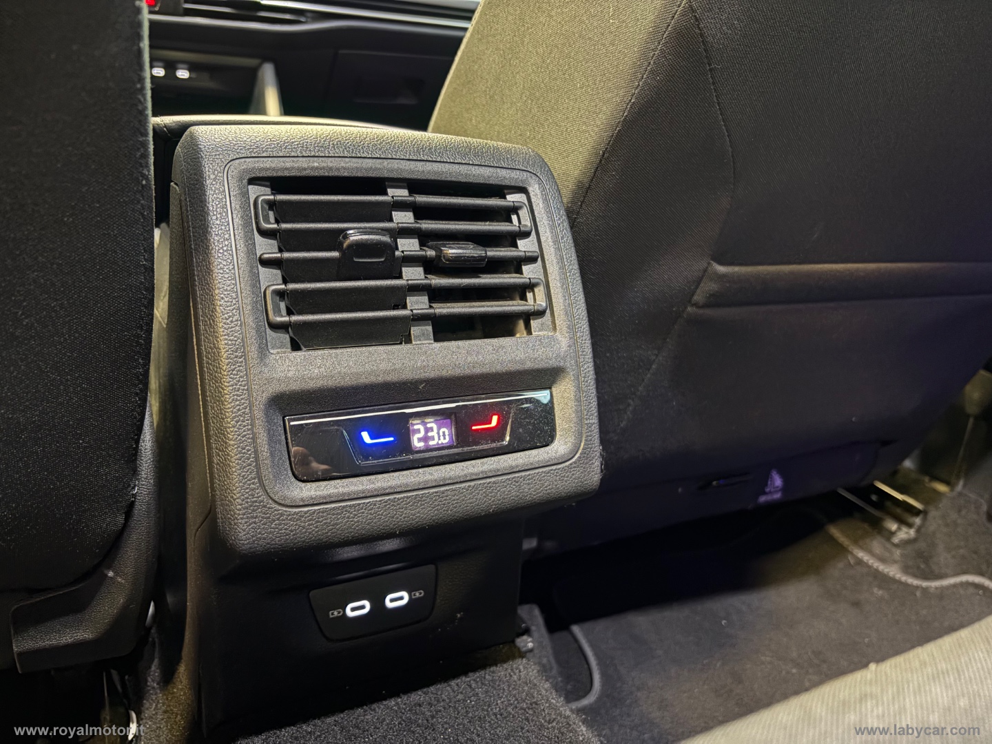Golf 1.0 eTSI DSG - immagine 10