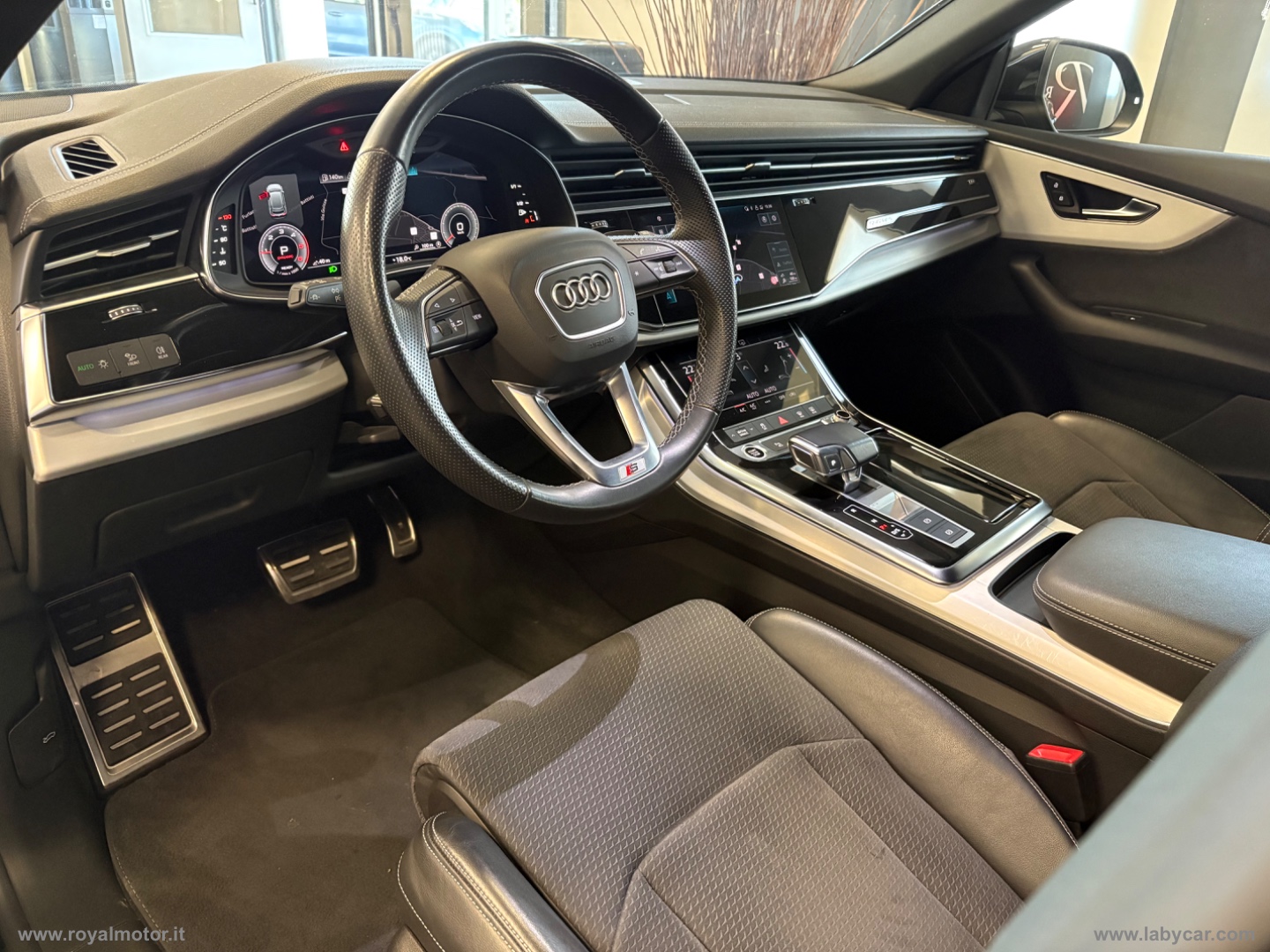 Q8 50 TDI 286 CV quattro tiptronic S-LINE - immagine 10