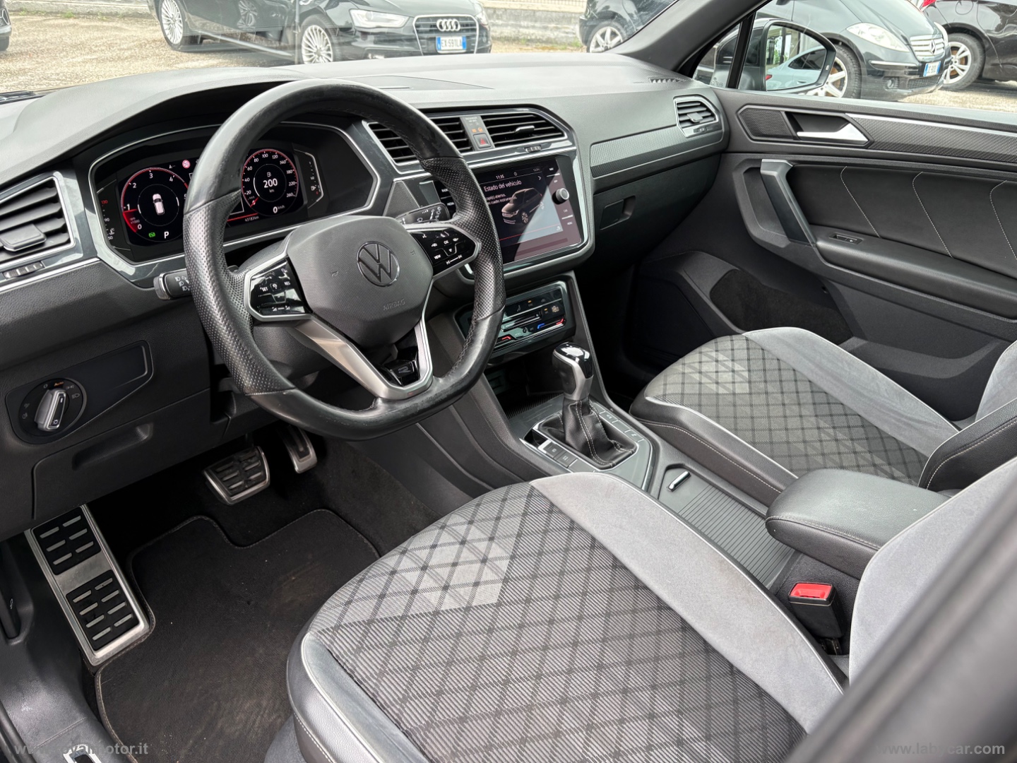 Tiguan 2.0 TDI 150CV SCR DSG R-Line - immagine 10