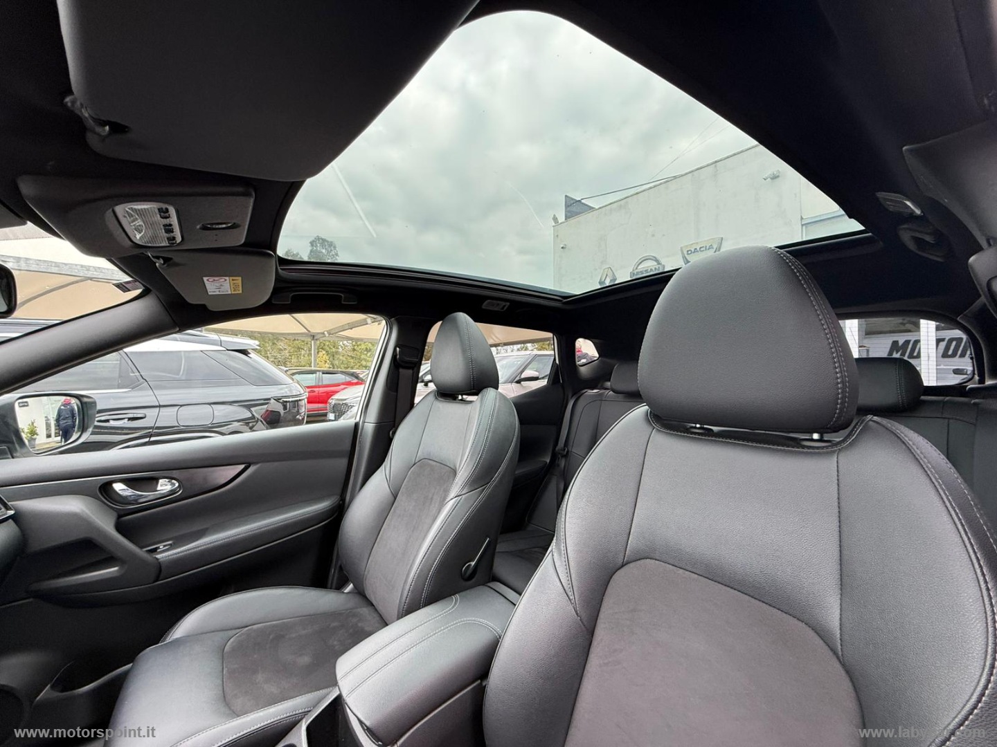 Qashqai 1.5 dCi 115 CV DCT N-TEC TETTO PELLE - immagine 10