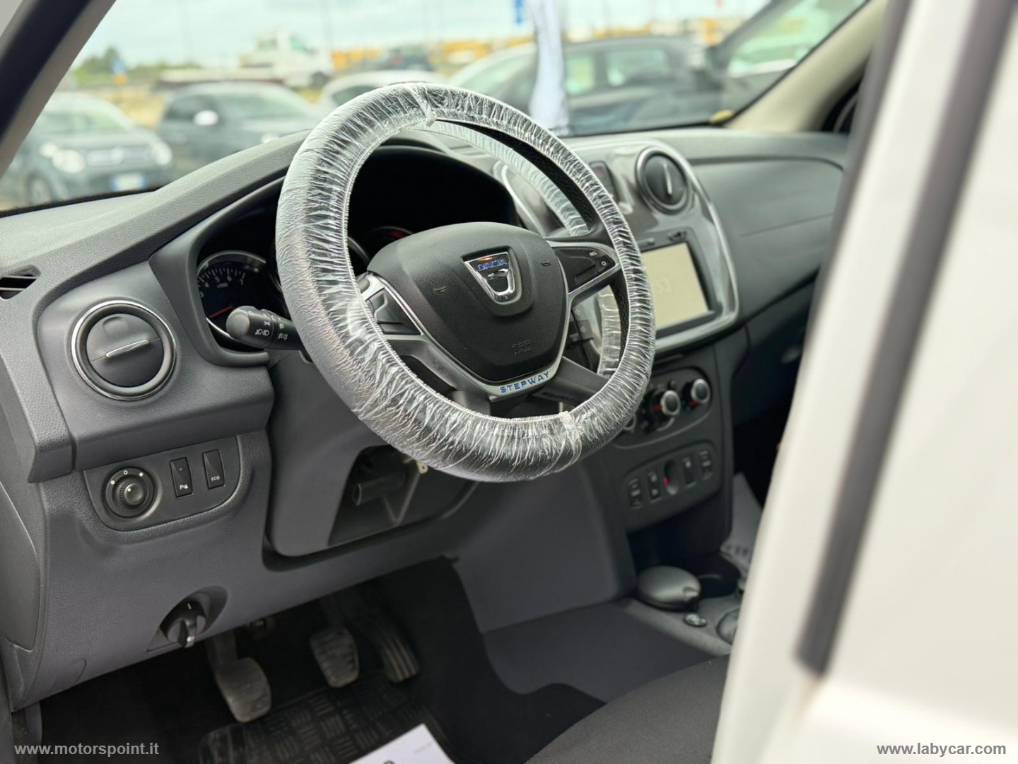 Sandero 0.9 TCe 12V 90 CV S&S Ambiance - immagine 10