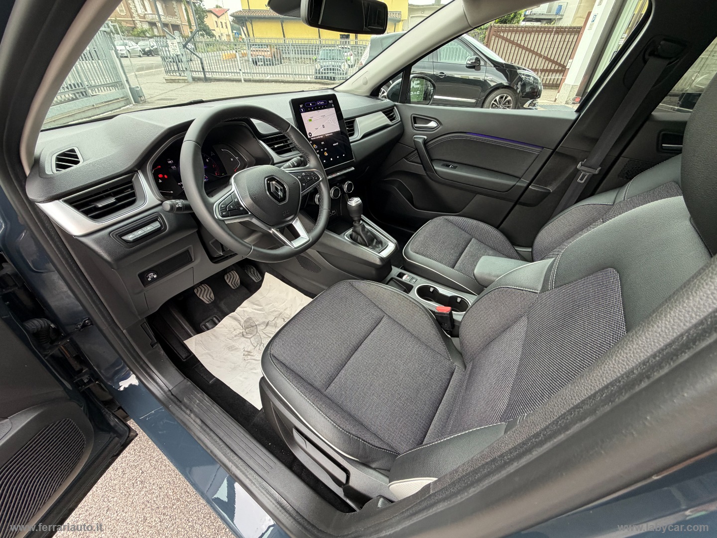 Captur TCe 12V 100 CV GPL TETTO PANORAMICO - SOLO 29.000KM! - immagine 10