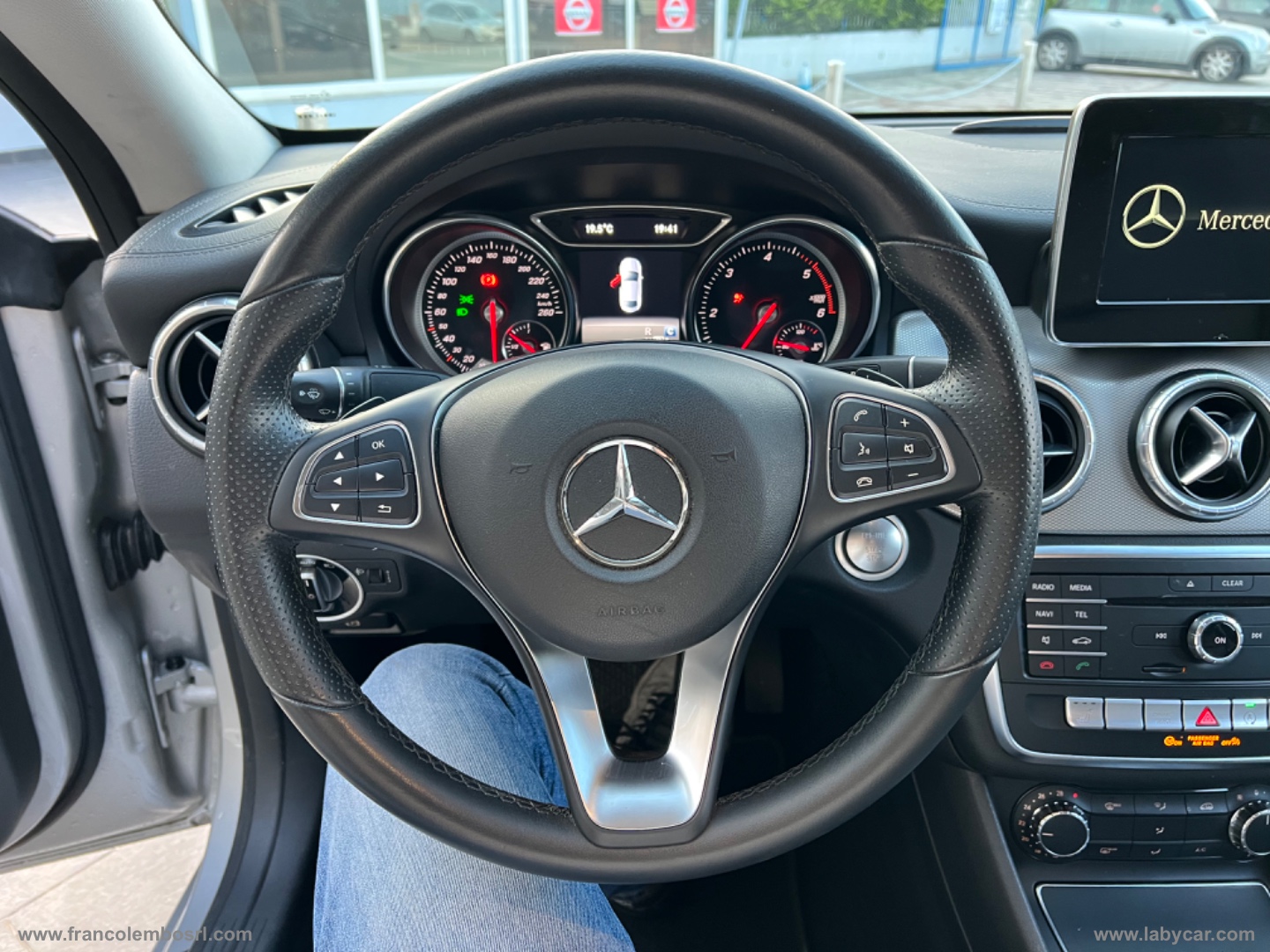 CLA 200 d Automatic Business - immagine 10