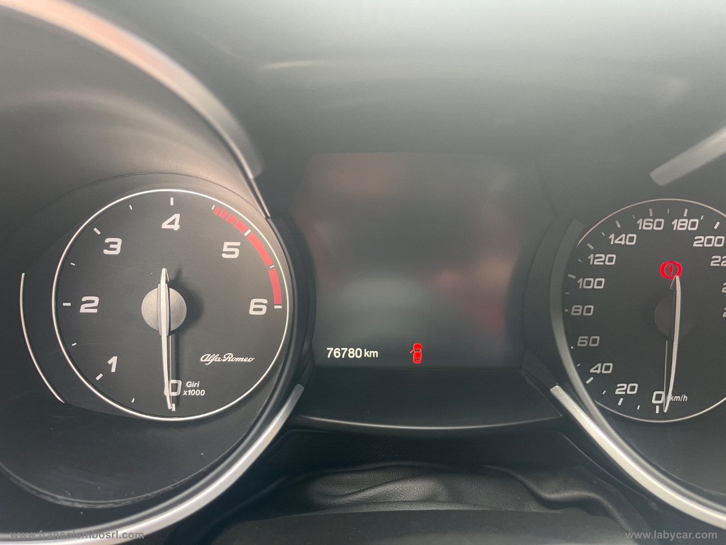 Stelvio 2.2 T.d. 190 CV AT8 Q4 Sup. Bus. - immagine 10