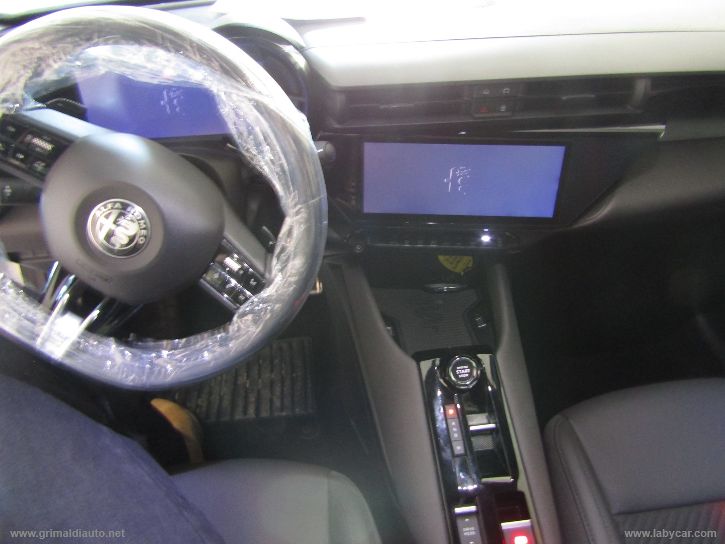 Junior 1.2 136 CV Hybrid eDCT6 Speciale - immagine 10