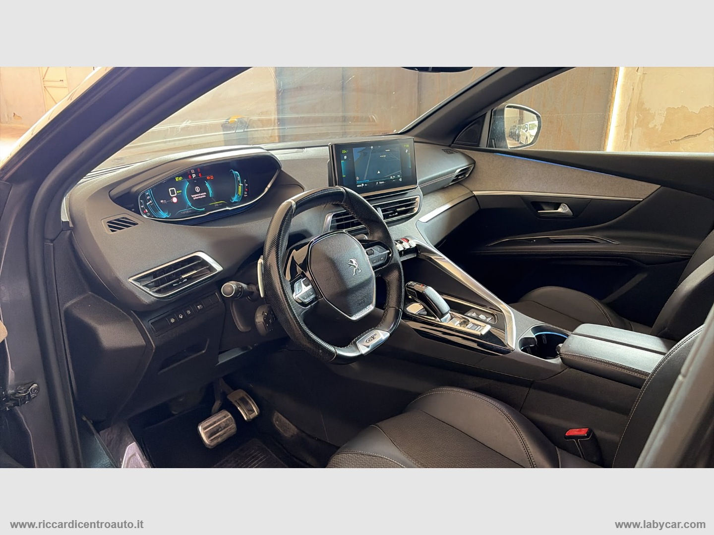 3008 Hybrid 225 e-EAT8 GT Pack - immagine 10