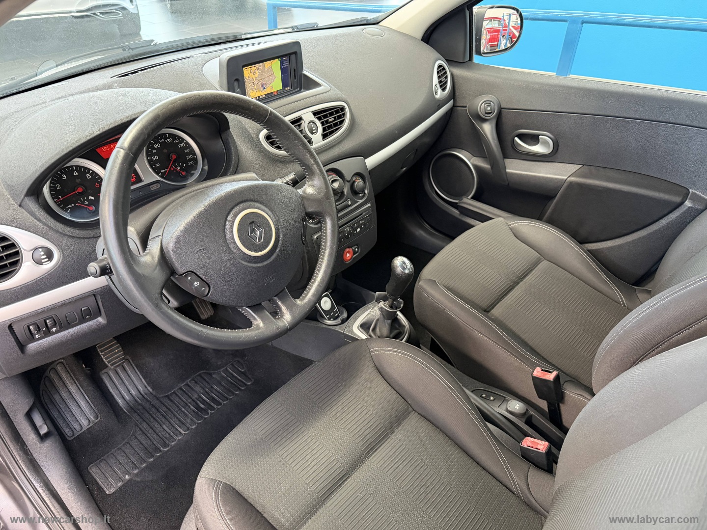 Clio 1.2 5p. Luxe NEOPATENTATI - immagine 10