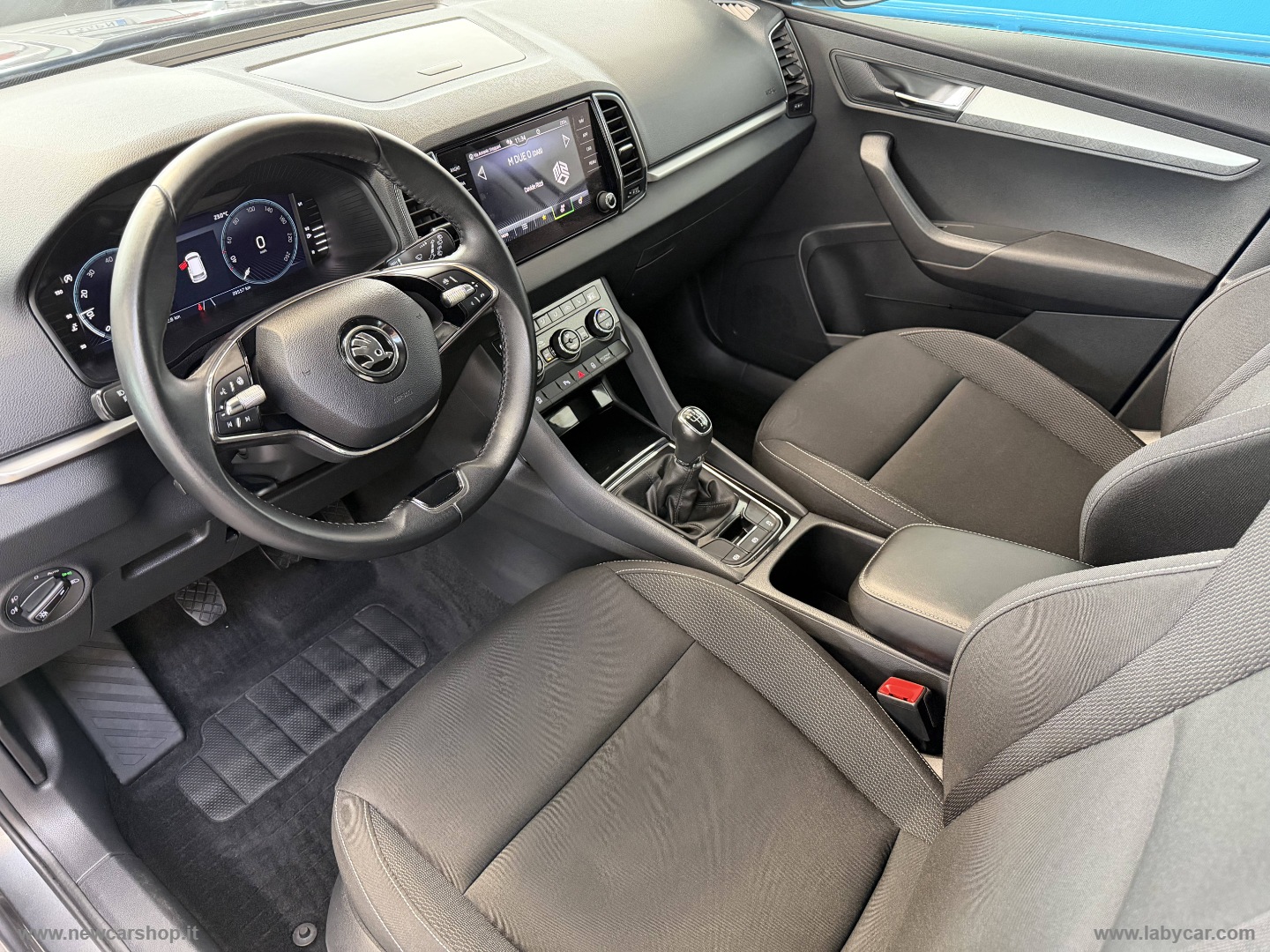 Karoq 1.5 TSI ACT Executive - immagine 10
