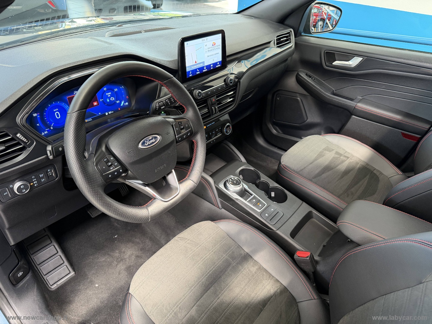 Kuga 2.5 Full Hybrid 190 CVT 2WD ST-Line - immagine 10