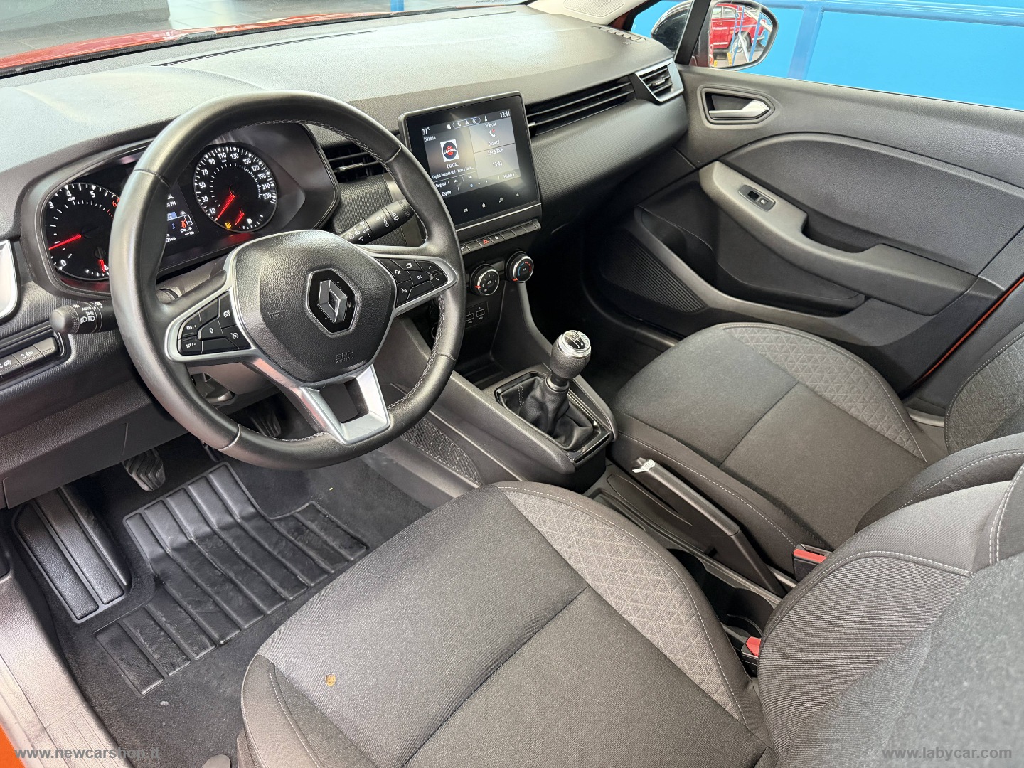 Clio SCe 65 CV 5p. Equilibre NEOPATENTATI - immagine 10