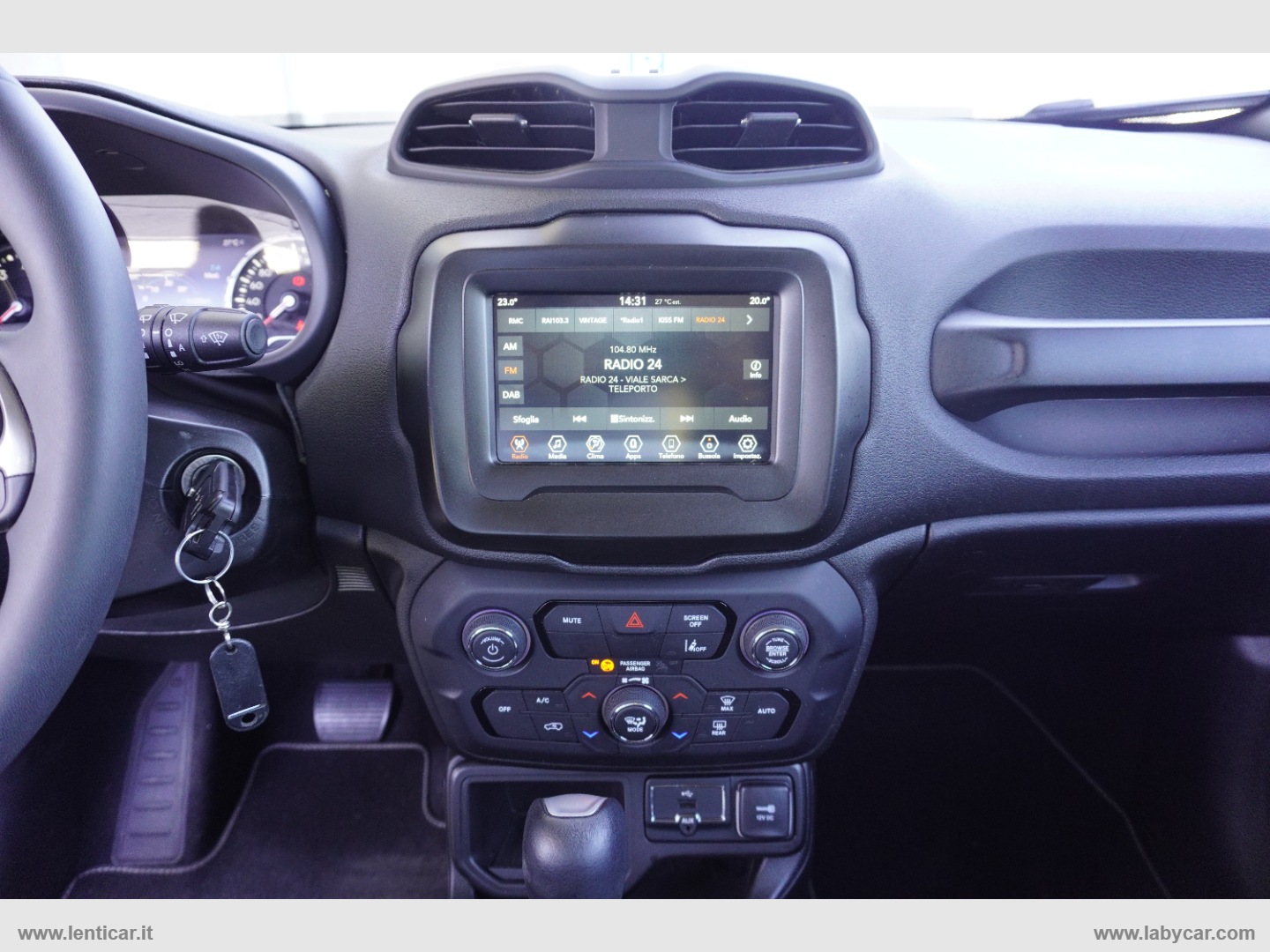 Renegade 1.5 T4 MHEV Limited - immagine 10