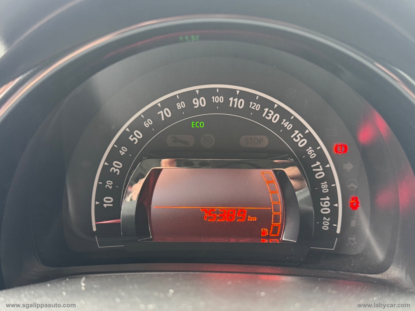 Twingo SCe EDC Lovely - immagine 10