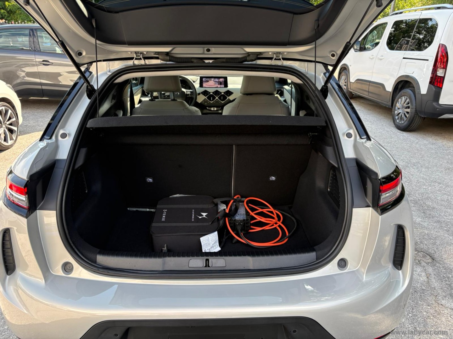 DS AUTOMOBILES DS 3 Crossback DS 3 E-Tense Esprit de Voyage - Immagine 10