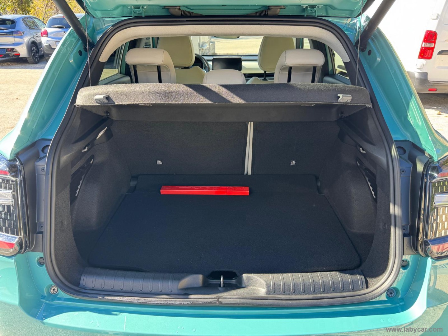 Fiat 600 Hybrid 136 CV DCT MHEV La Prima - Immagine 10