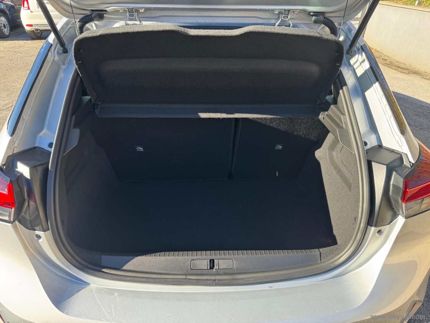 Corsa 1.2 100 CV Edition - immagine 10
